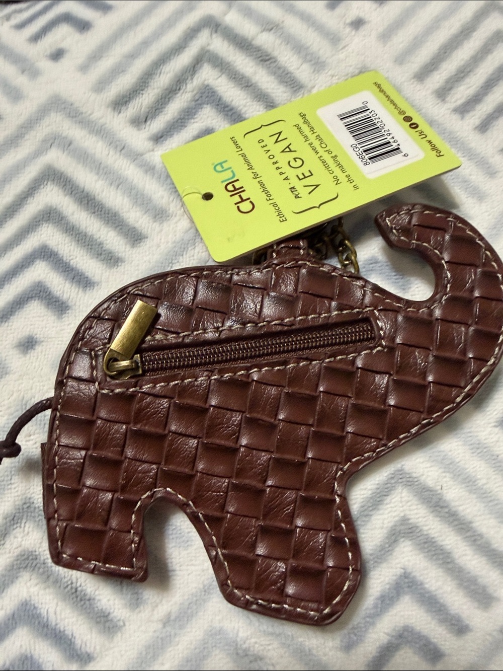 Chala Elephant Keychain/Bagcharm in Beige with Brown and Green Accent NWT - Picture 3 of 7